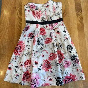 White House Black Market Floral Strapless Dress